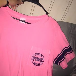 vs pink shirt